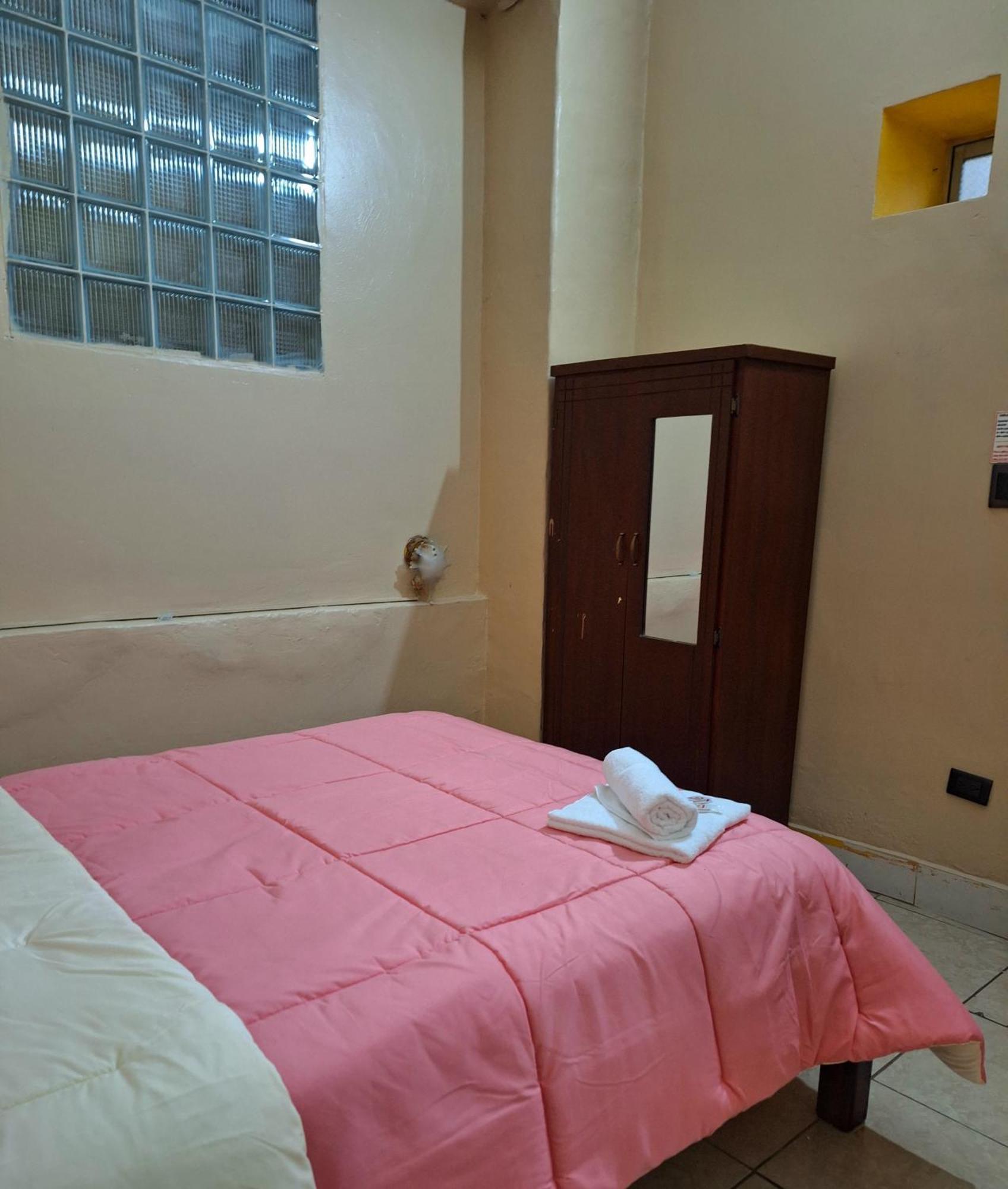 The Travel House Ξενοδοχείο Κίτο Δωμάτιο φωτογραφία