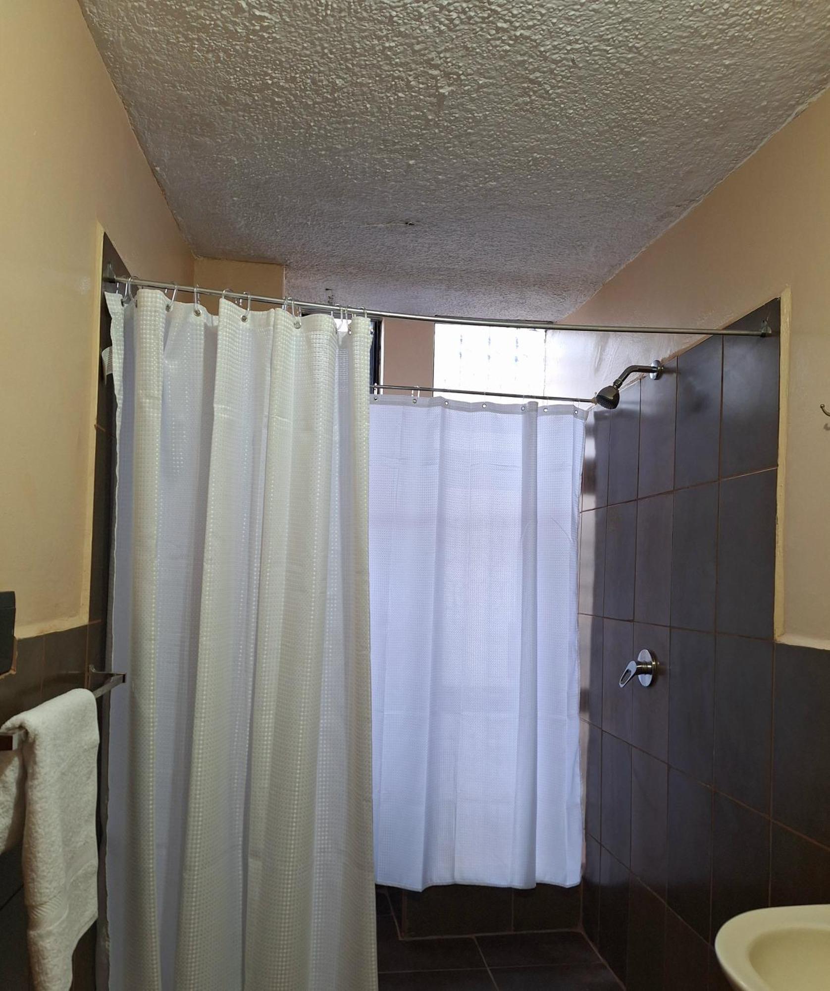 The Travel House Ξενοδοχείο Κίτο Εξωτερικό φωτογραφία