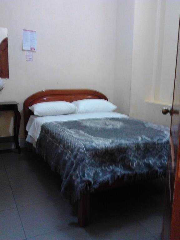 The Travel House Ξενοδοχείο Κίτο Εξωτερικό φωτογραφία